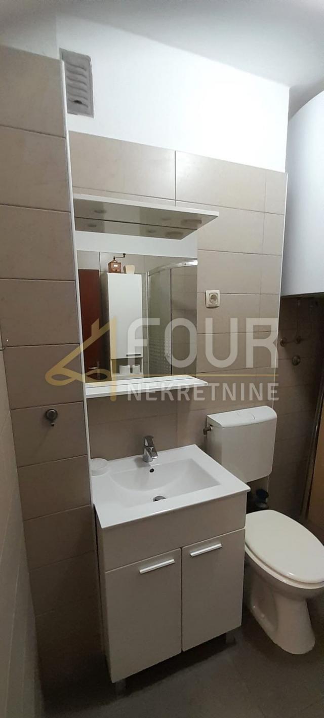 Flat Crikvenica, 81,98m2