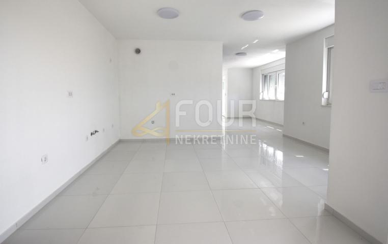 Flat Crikvenica, 122,81m2