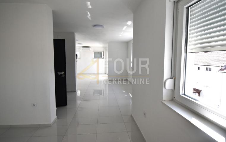 Flat Crikvenica, 122,81m2