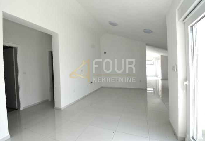 Wohnung Crikvenica, 109,97m2