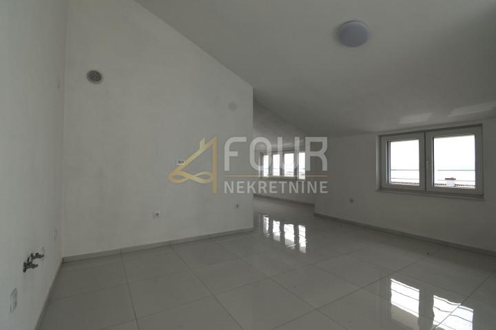 Wohnung Crikvenica, 109,97m2