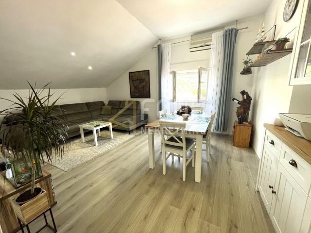 Rijeka, Centar, 44. 90m2, novoadaptiran stan 