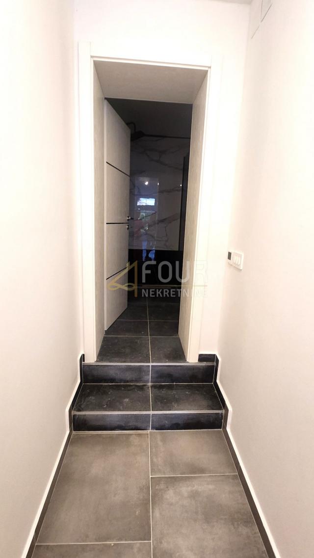 Flat Crikvenica, 63,88m2