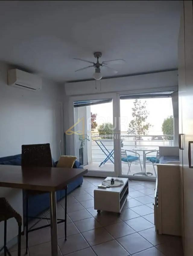 Opatija, 20. 91m2, garsonijera s terasom, blizina mora!