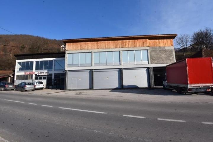 Izdaje se poslovni prostor 220 m2, Novovaroška, Prijepolje