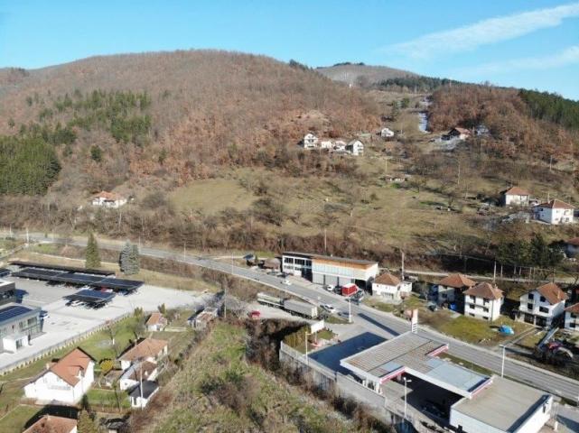 Izdaje se poslovni prostor 220 m2, Novovaroška, Prijepolje