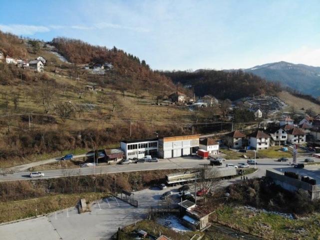 Izdaje se poslovni prostor 220 m2, Novovaroška, Prijepolje