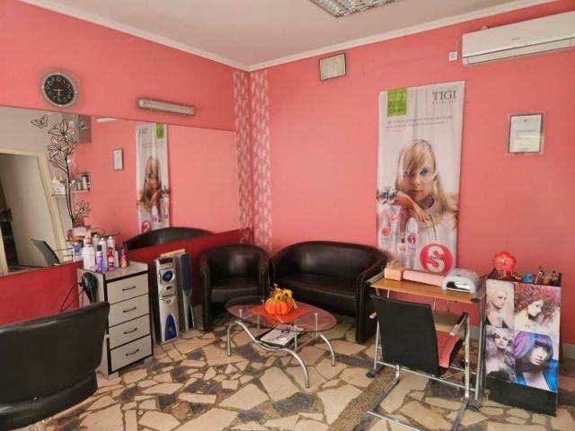 Izdaje se Frizerski salon 35 m2, Velika Župa, Prijepolje