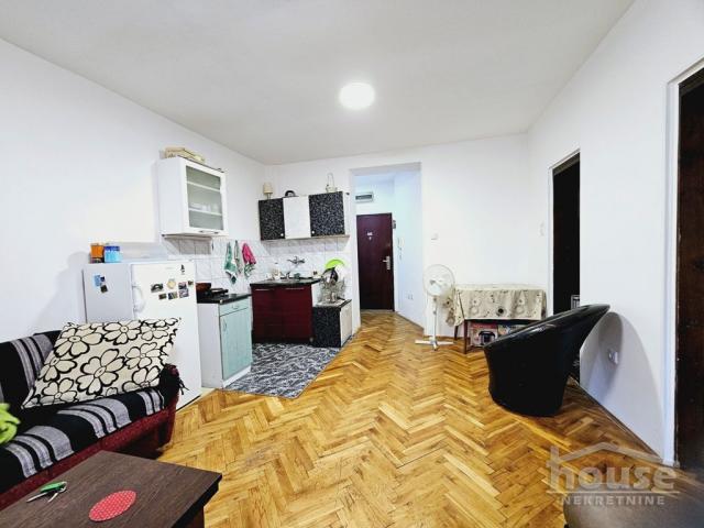 Stan NOVI SAD, BULEVAR, kv: 34, € 82400, ID: 1056472