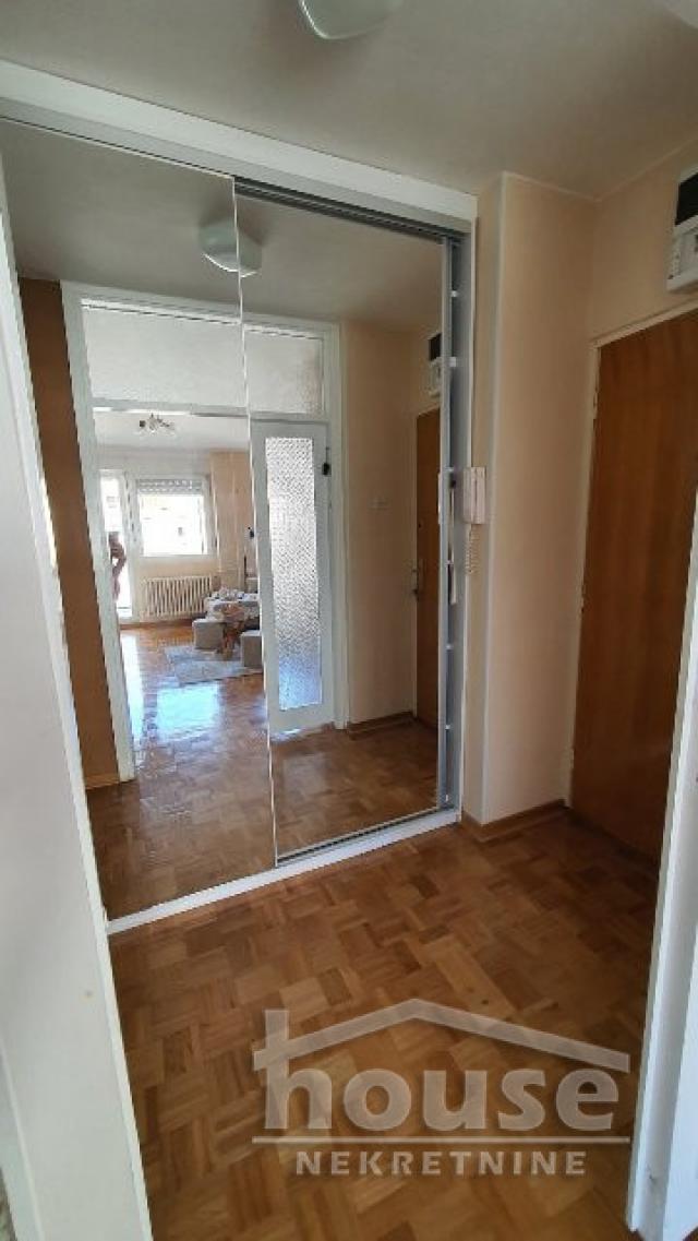 Stan NOVI SAD, BULEVAR, kv: 75, € 154500, ID: 1058721