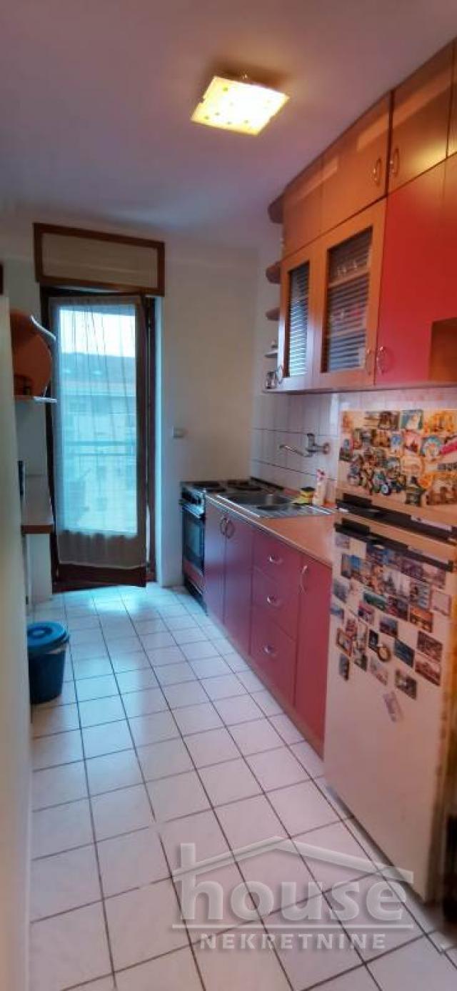 Stan NOVI SAD, GRBAVICA, kv: 36, € 92700, ID: 1059335