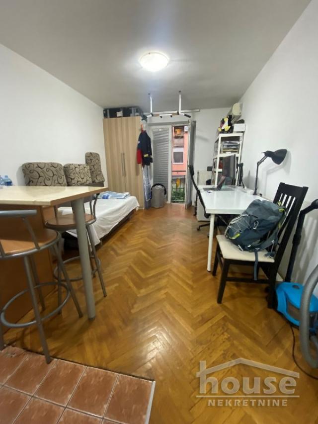 Stan NOVI SAD, SOCIJALNO, kv: 24, € 72100, ID: 1059952