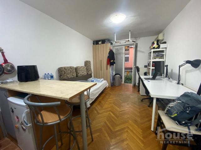 Stan NOVI SAD, SOCIJALNO, kv: 24, € 72100, ID: 1059952