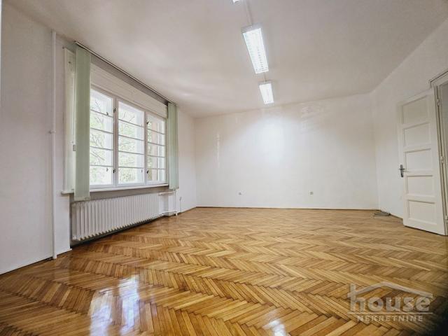 Stan NOVI SAD, CENTAR, kv: 107, € 298000, ID: 1061336