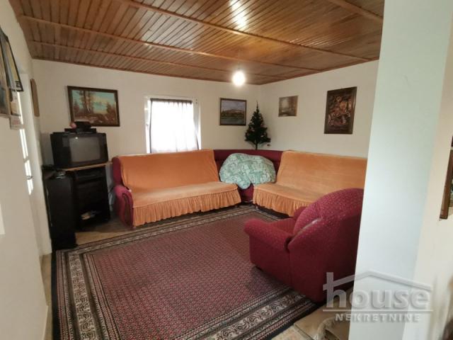 Kuća SREMSKA KAMENICA, M. KAMENICA, kv: 171, € 164800, ID: 3044828