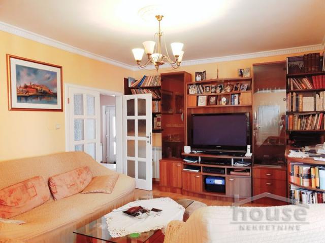 Kuća NOVI SAD, RIBNJAK, kv: 420, € 515000, ID: 3045036