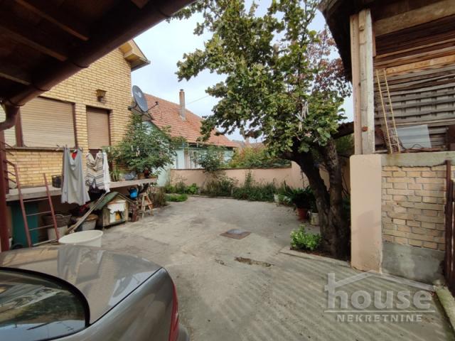 Kuća SREMSKI KARLOVCI, SREMSKI KARLOVCI, kv: 300, € 159650, ID: 3045316