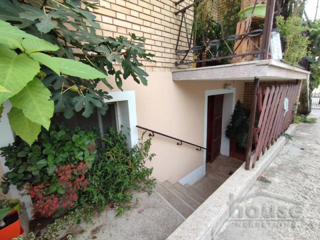 Kuća SREMSKI KARLOVCI, SREMSKI KARLOVCI, kv: 300, € 159650, ID: 3045316