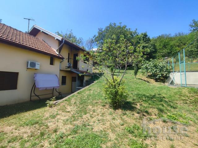 Kuća RAKOVAC, SALAKSIJE, kv: 200, € 135000, ID: 3045803