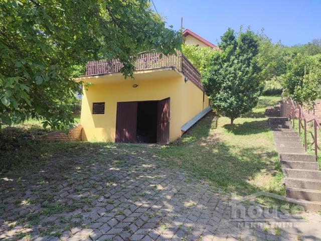 Kuća RAKOVAC, SALAKSIJE, kv: 200, € 135000, ID: 3045803