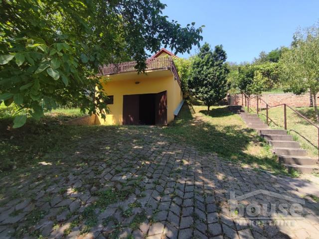 Kuća RAKOVAC, SALAKSIJE, kv: 200, € 135000, ID: 3045803