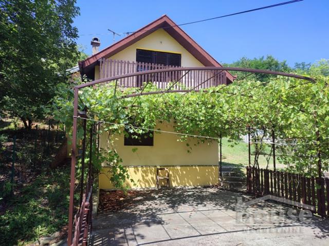 Kuća RAKOVAC, SALAKSIJE, kv: 200, € 135000, ID: 3045803