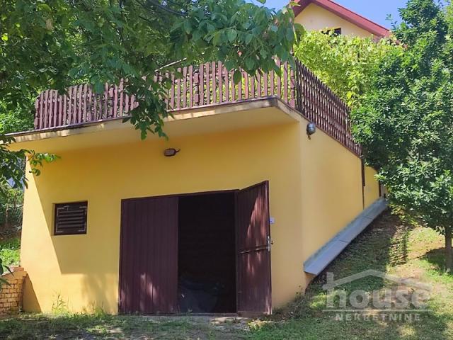 Kuća RAKOVAC, SALAKSIJE, kv: 200, € 135000, ID: 3045803