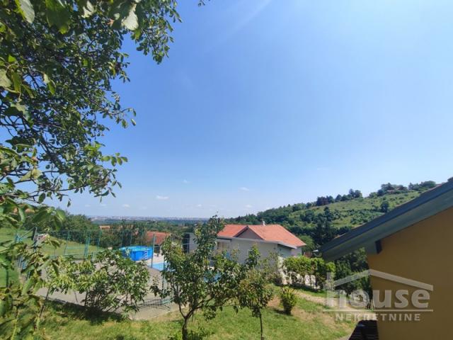 Kuća RAKOVAC, SALAKSIJE, kv: 200, € 135000, ID: 3045803