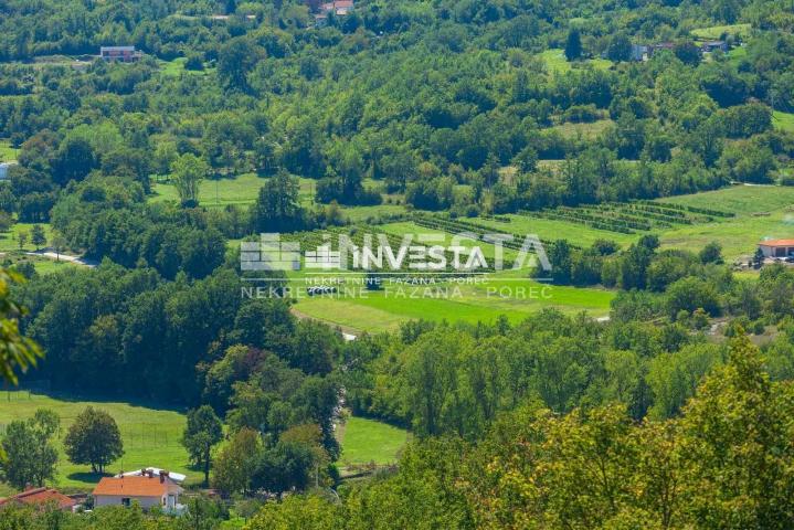 Gračišće okolica, Samostojeća kuća sa okućnicom i bajkovitim pogledom!