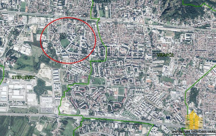 Građevinsko zemljište: Stenjevec, 1348 m2 + dvije kuće 400 m2