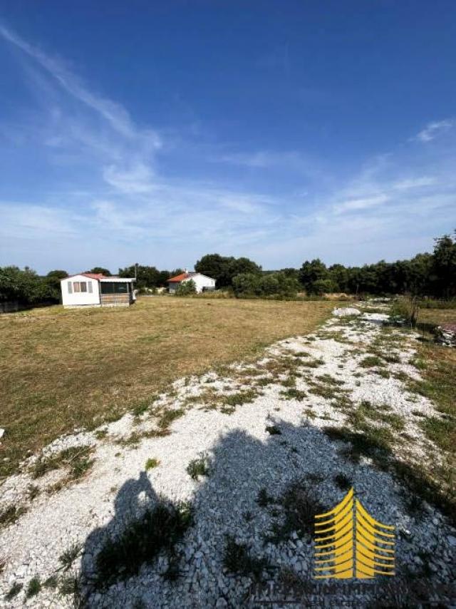 Poljoprivredno zemljište, Kavran, 601 m2, prodaja