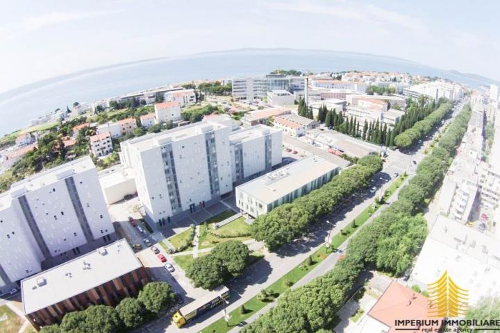 Poslovni prostor, uredski, Split, 100m2 