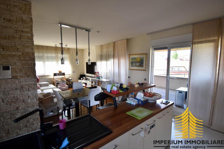 Stan Zagreb, Penthouse (dvoetažni), Laščina - 123m2 (prodaja) 