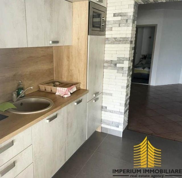 Apartman u prizemlju s 400m2 okućnice, Krk - Malinska, prodaja