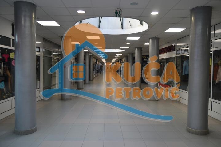 Lokal u podzemnom, 58m2, ta