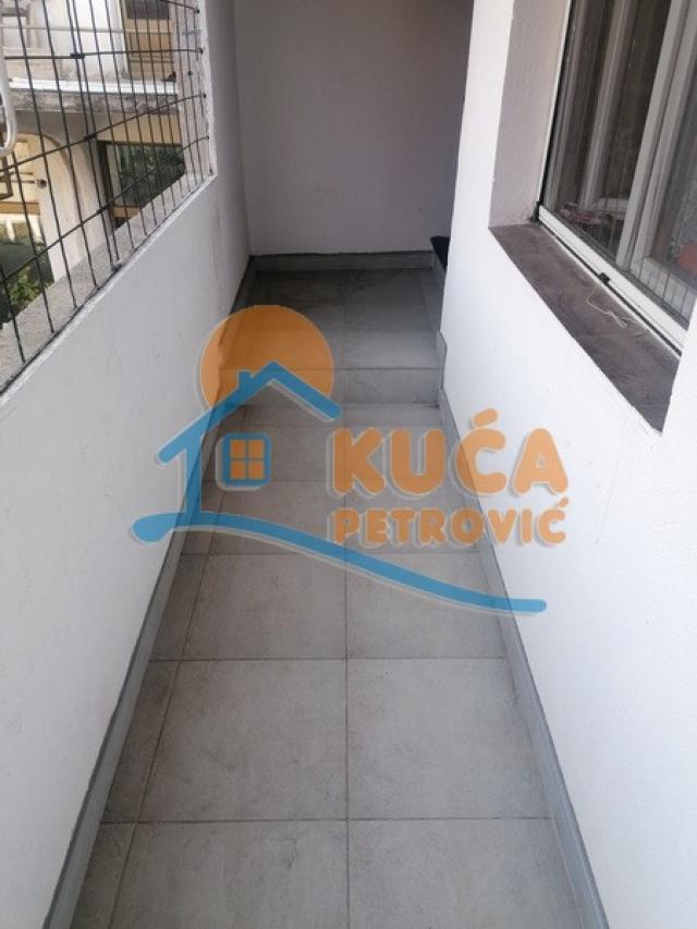 Kuća sa lokalom, top lokacija, centar, Katićeva, 284m2, plac 215m2