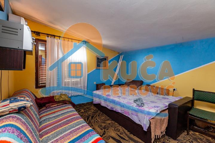 Kuća u Trupalu, 135m2 na 24, 56 ari placa