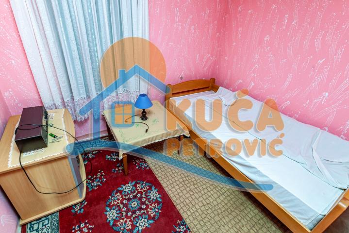 Kuća u Trupalu, 135m2 na 24, 56 ari placa