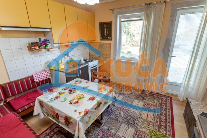 Kuća u Trupalu, 135m2 na 24, 56 ari placa