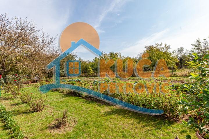 Kuća u Trupalu, 135m2 na 24, 56 ari placa