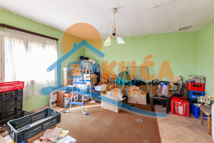 Kuća u Trupalu, 135m2 na 24, 56 ari placa