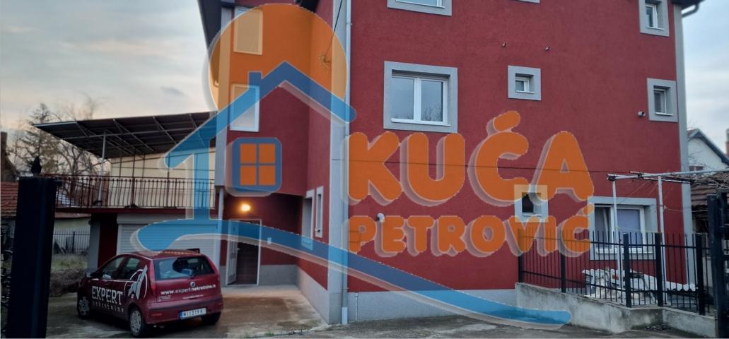 Odlična porodična kuća, 195m2, pr+1+pk, plac 3. 53ara, Branko Bjegović