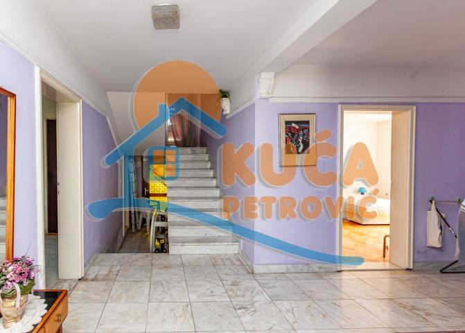 Kuća, Trupale, 320m2