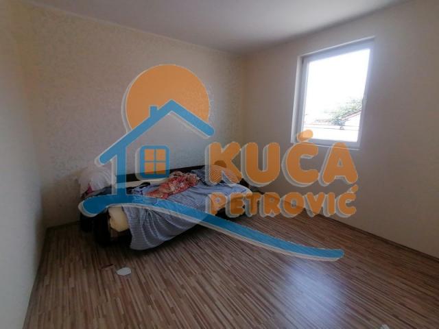 Fina porodična kuća, 140m2, pr+1, plac  1. 53ara, Kičevo