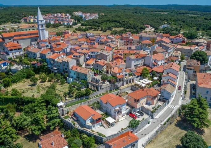 Istrien - Poreč-Gebiet, charmantes Haus am Meer