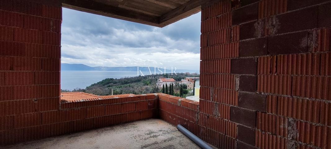 Rabac - vila s panoramskim pogledom, 220 m2