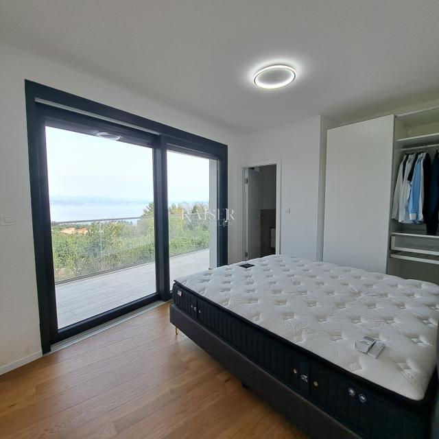 Wohnung Ika, Opatija - Okolica, 108m2