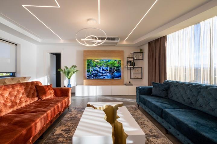 Opatija - Luksuzni dvoetažni penthouse 227, 50 m2 sa pogledom na more