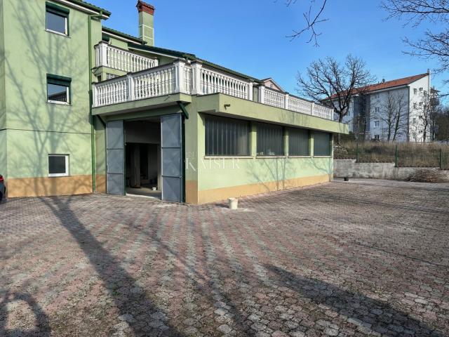 Viškovo - a house with great potential in a quiet location