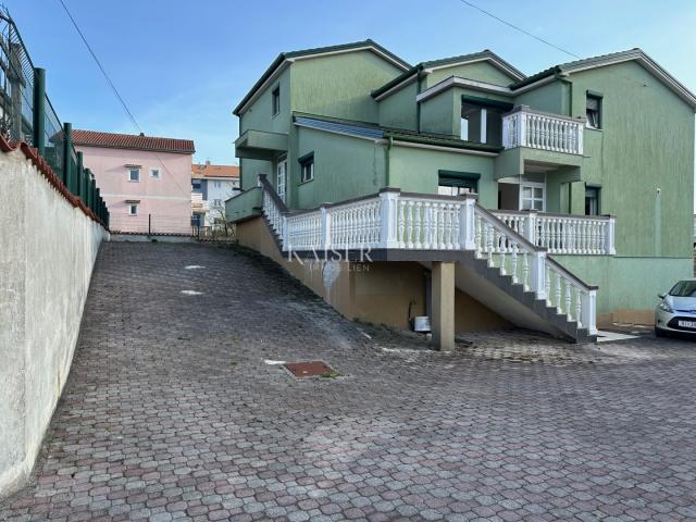 Viškovo - a house with great potential in a quiet location